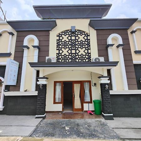 Adiputra Guesthouse 2 By Homiq Ngabean Zewnętrze zdjęcie