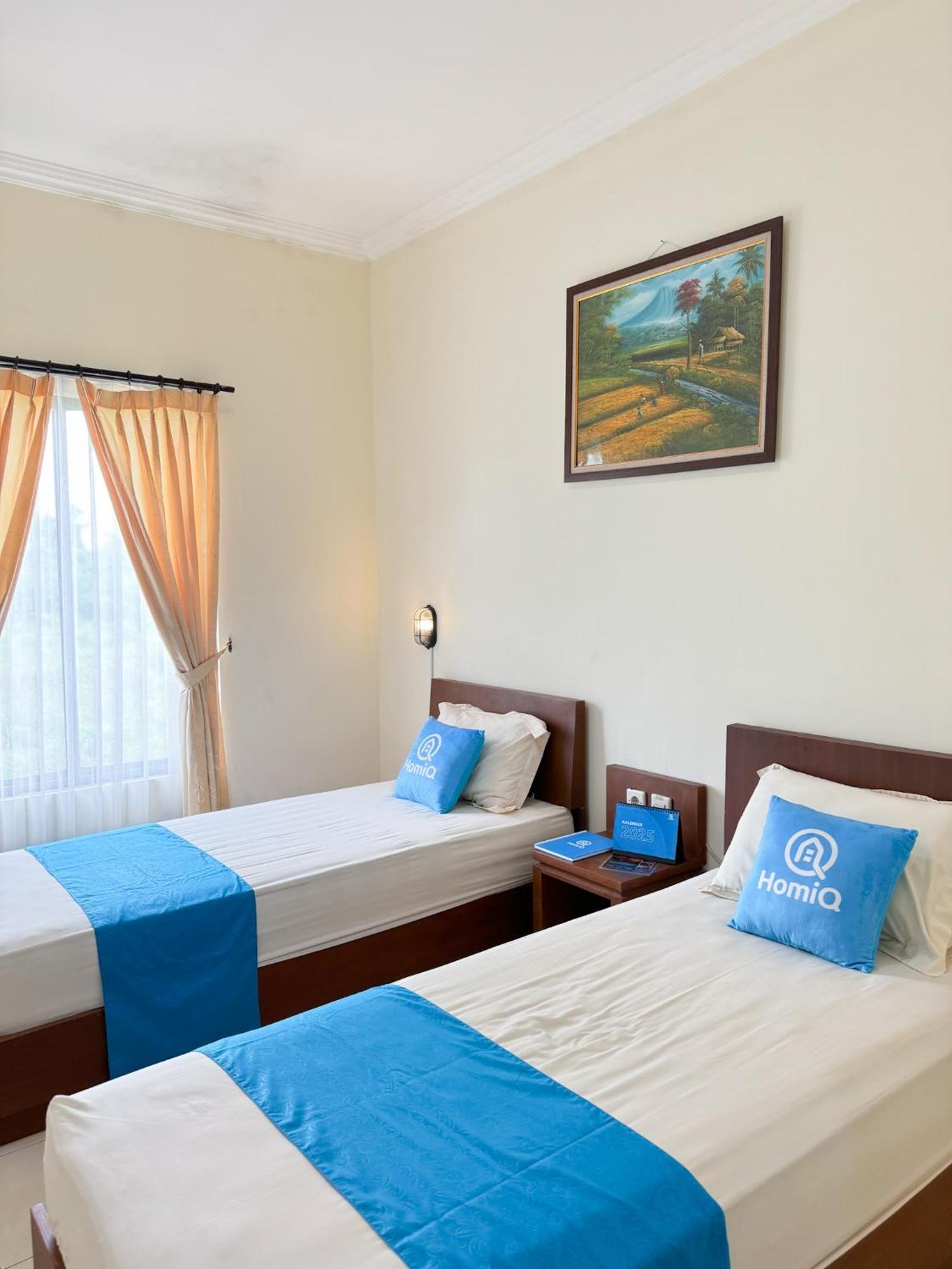 Adiputra Guesthouse 2 By Homiq Ngabean Zewnętrze zdjęcie